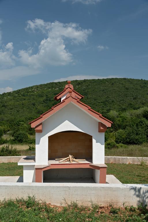 Villa Vinea Prapatnica Exterior photo
